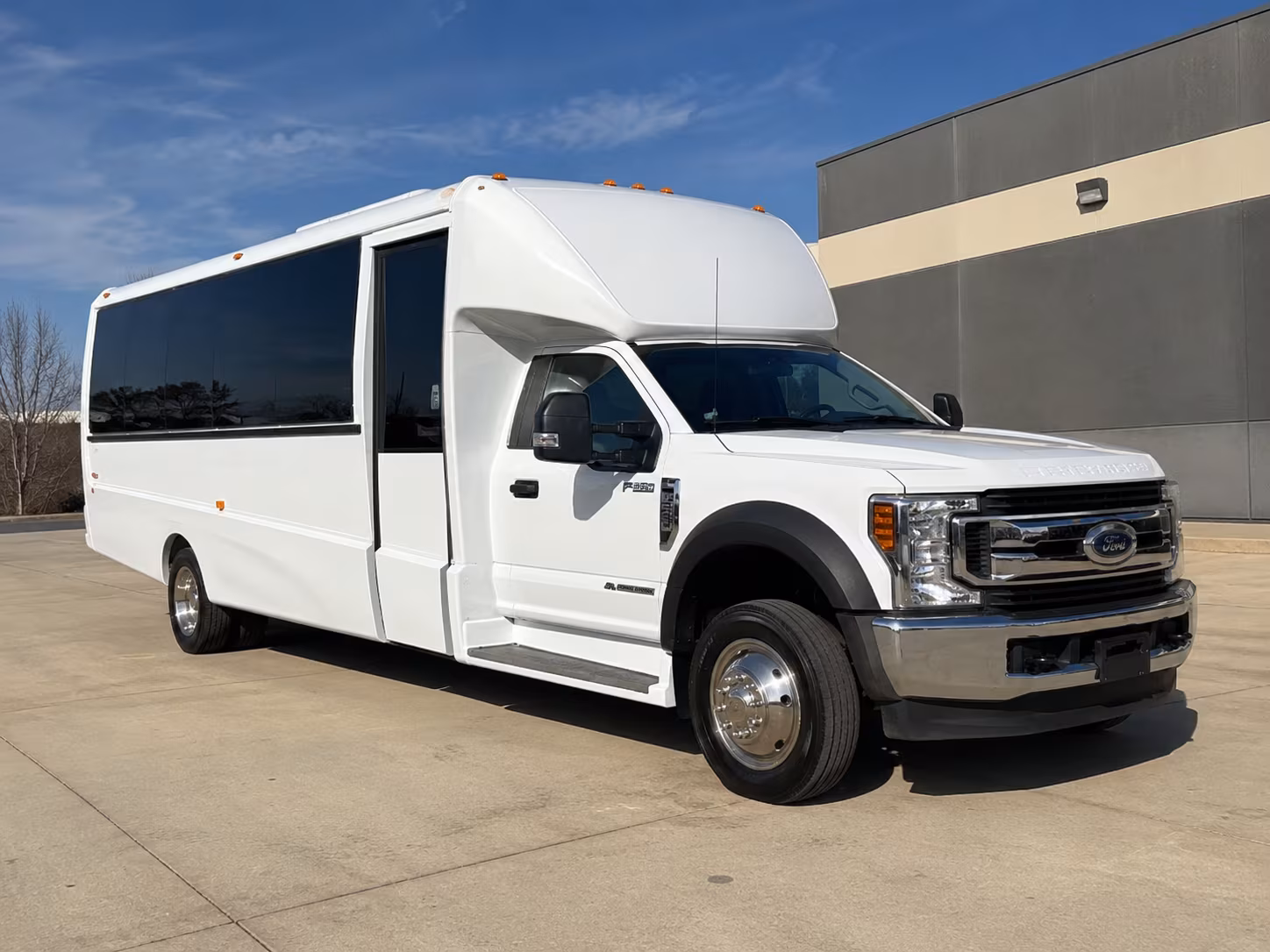 brick show up to brick concerts in a charter bus