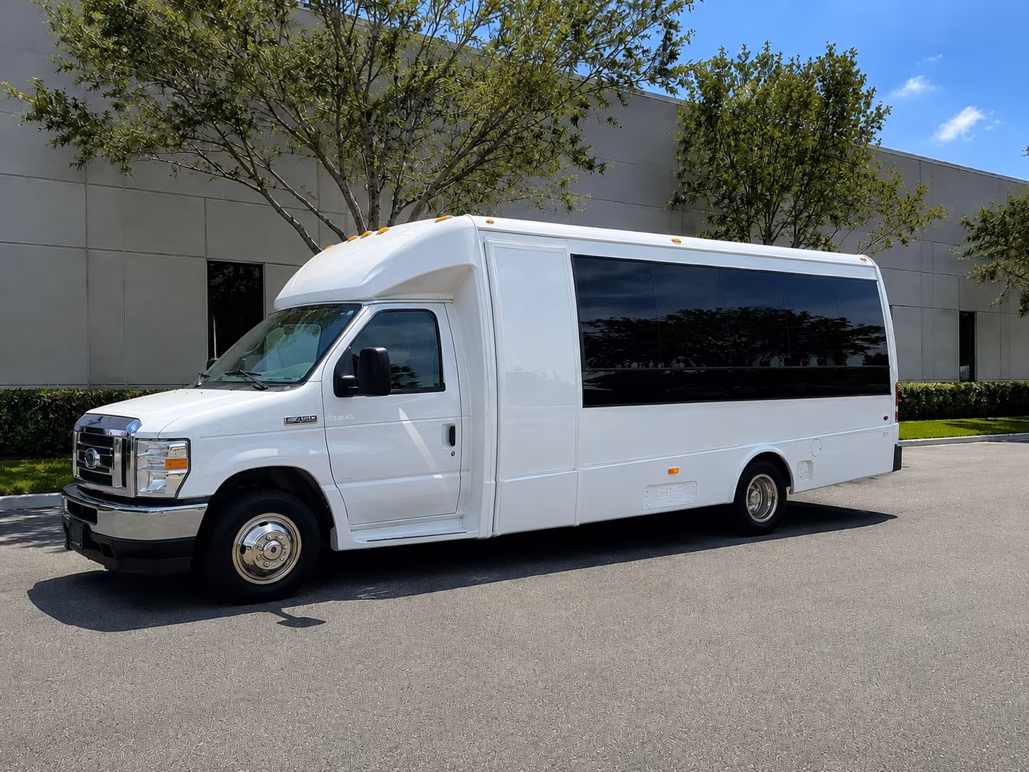long branch streamlined sports team and fan group transportation in long branch